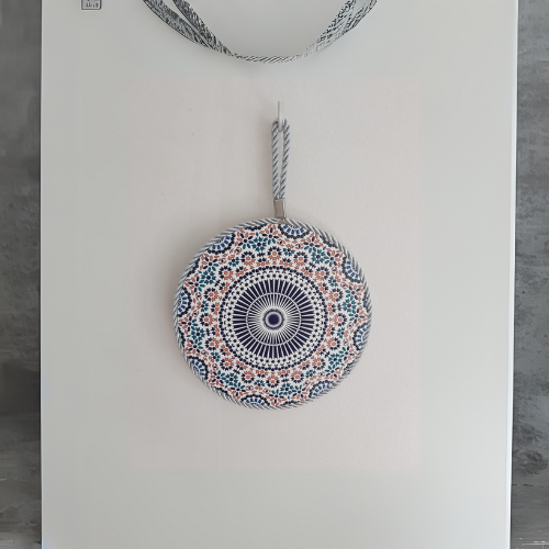 Sous-plat Rond en Céramique Artisanale - Un Chef-d'œuvre Inspiré de la Tradition Marocaine