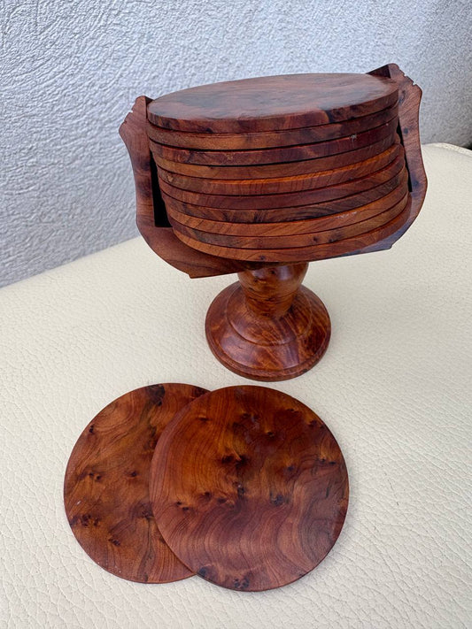Elégant ensemble de sous-verres en bois de thuya