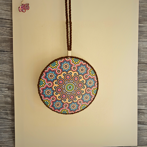 Sous-plat Rond en Céramique Artisanale - Un Chef-d'œuvre Inspiré de la Tradition Marocaine